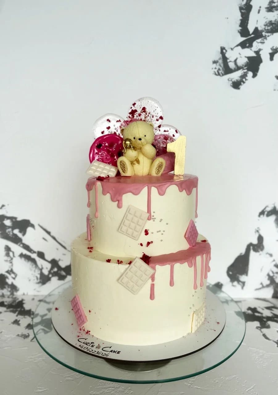Chrisi Cake 18