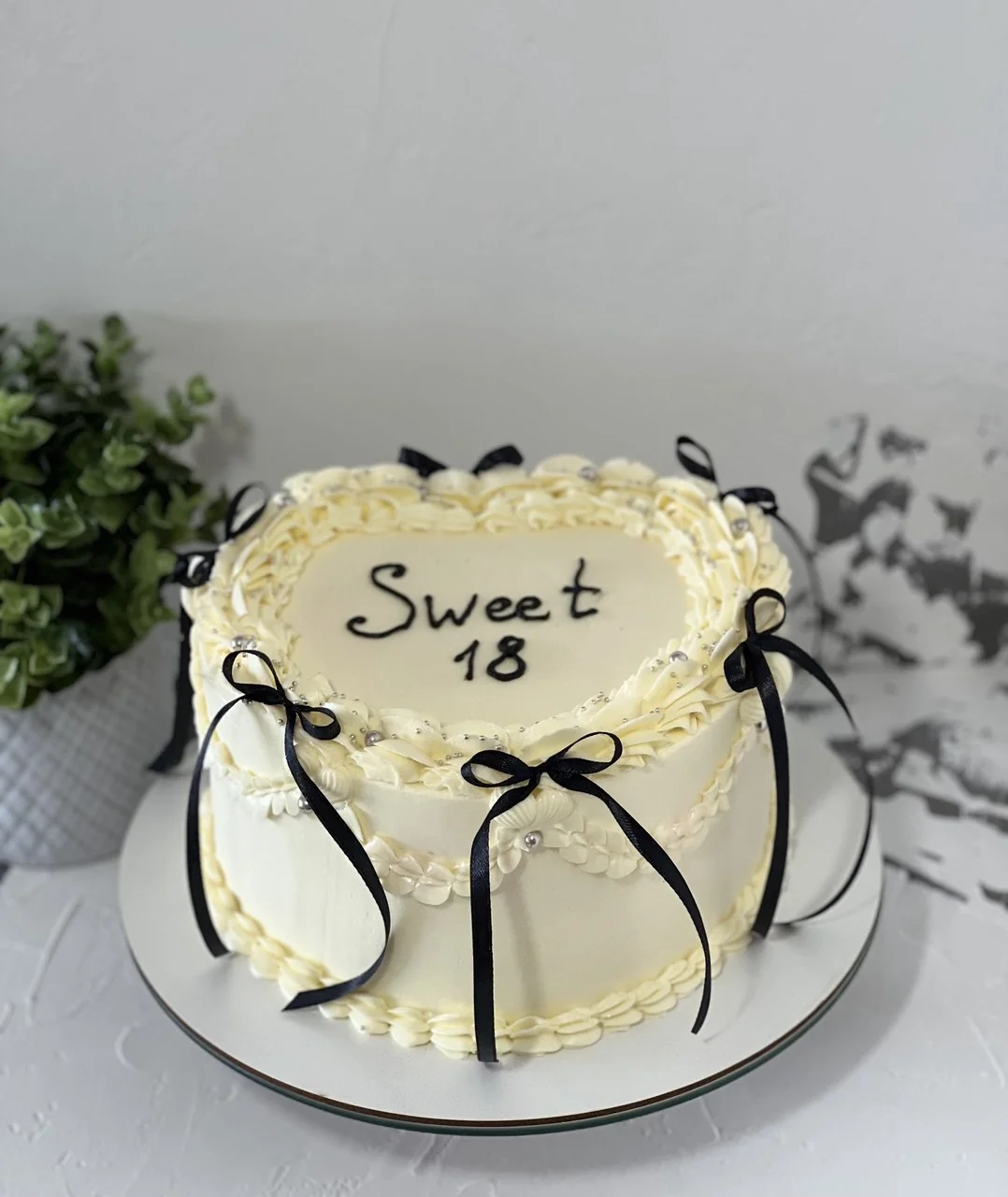 Chrisi Cake 34