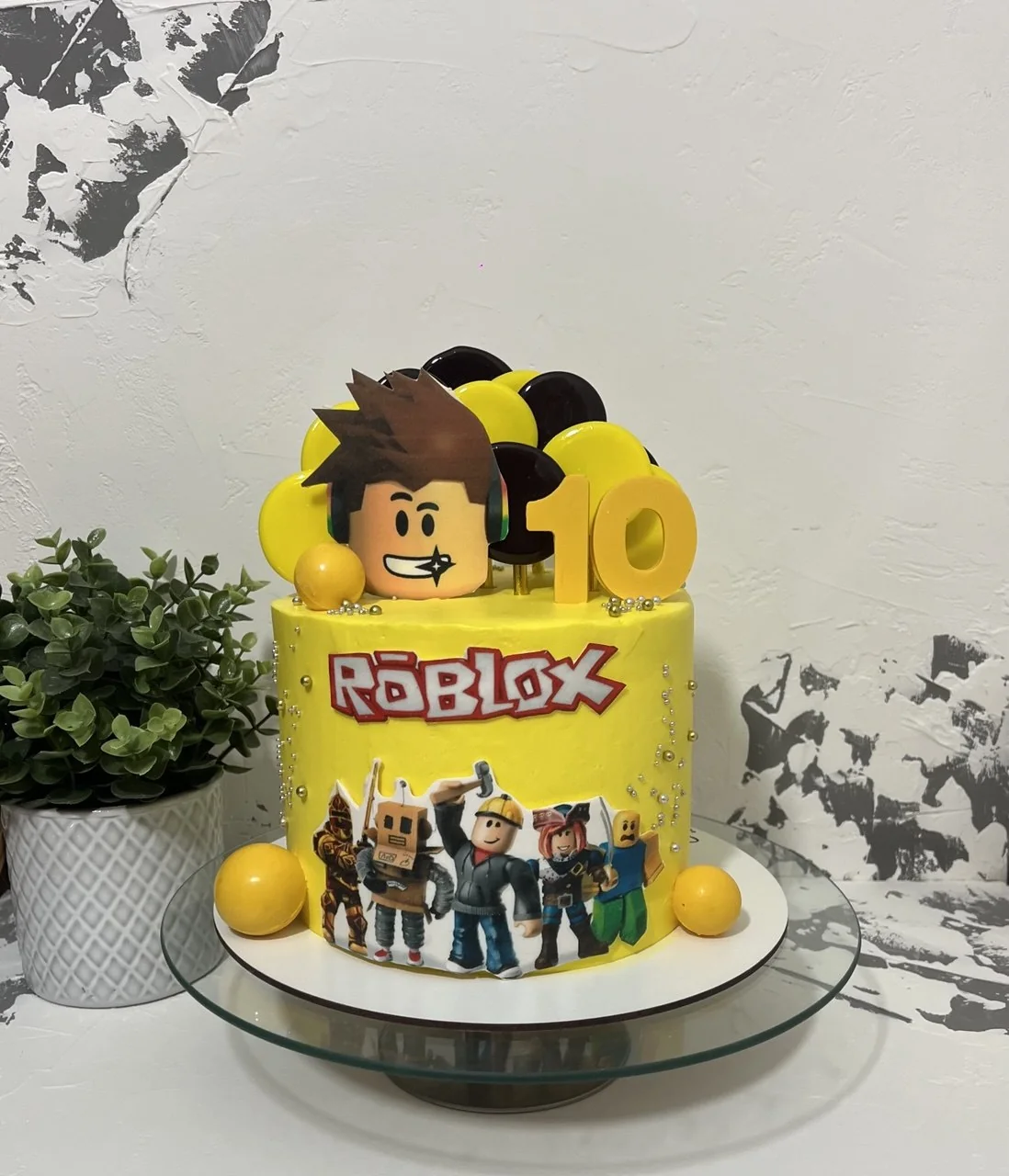 Chrisi Cake 37