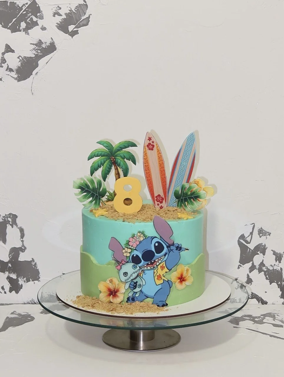 Chrisi Cake 44