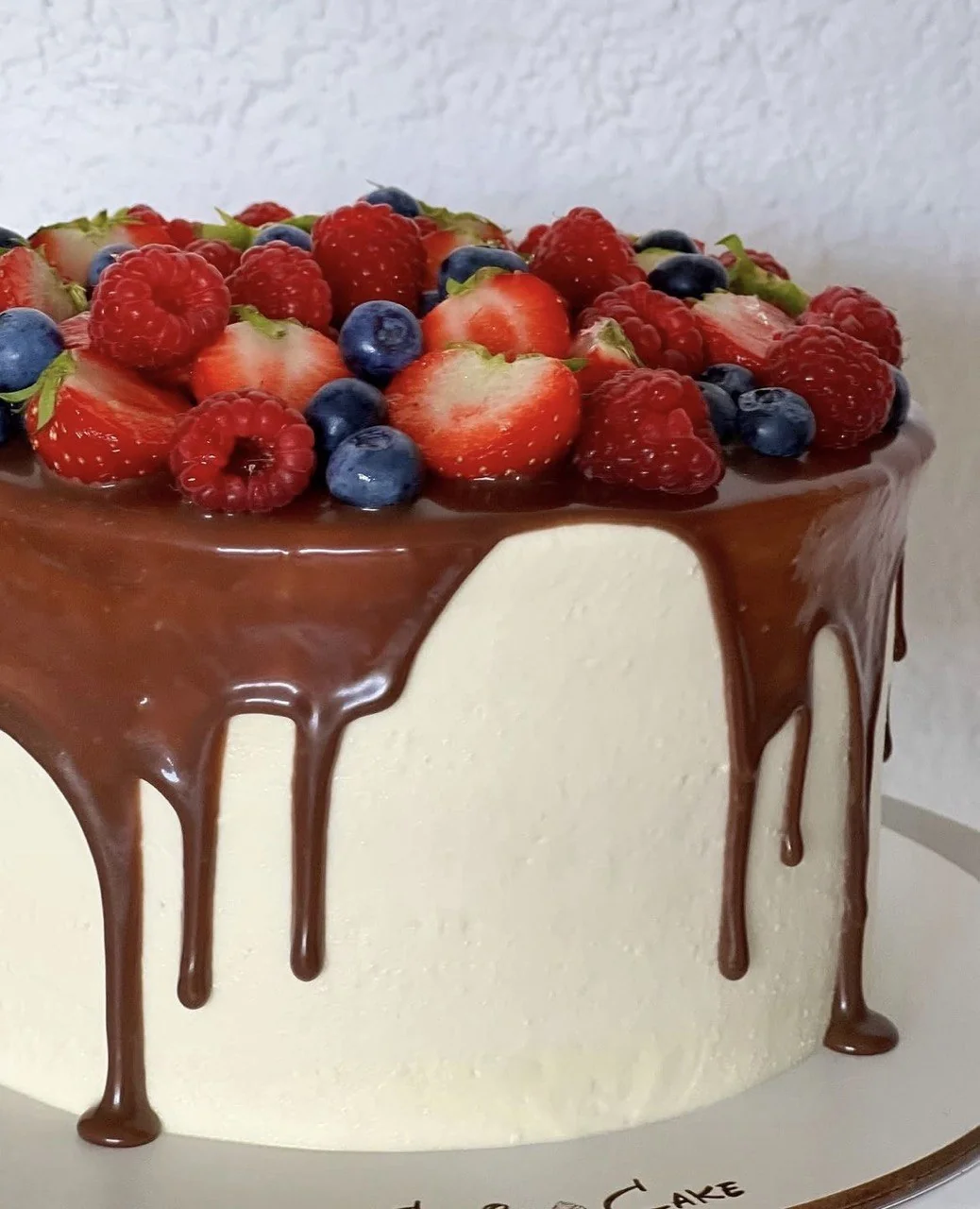 Chrisi Cake 69
